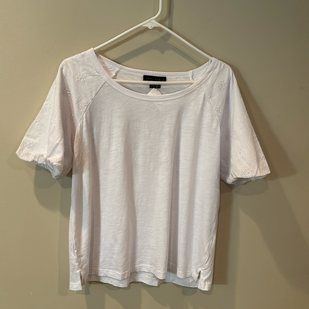 Sanctuary white T-shirt with puff sleeves